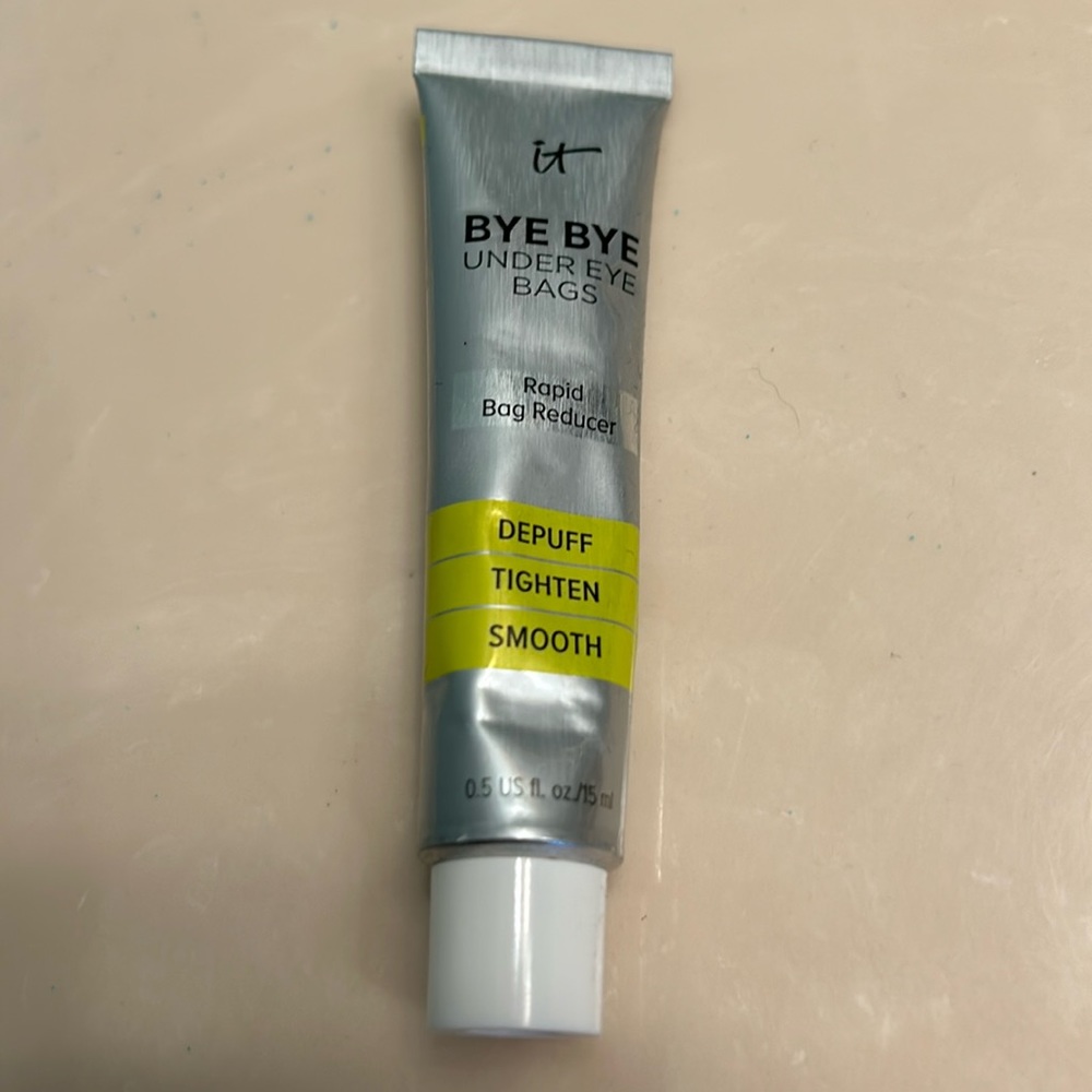 Bye-bye under eye bags rapid bag reducer